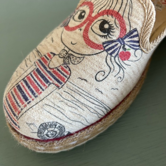 Fun Canvas Summer Flats - Picture 5 of 10